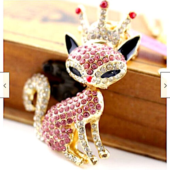 FOXY Princess Pink White Rhinestone Enamel Pendant Necklace by BETSEY JOHNSON - Picture 4 of 5